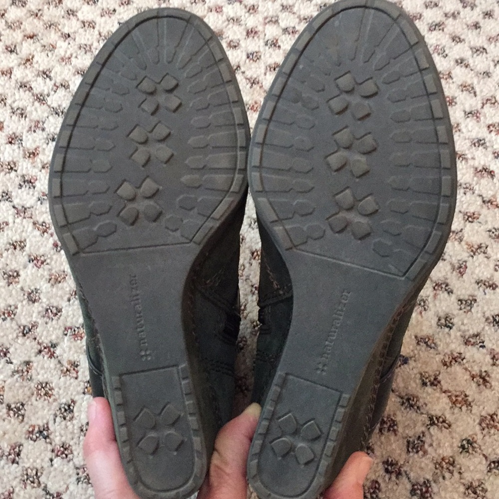 Suede booties - Picture 5 of 6